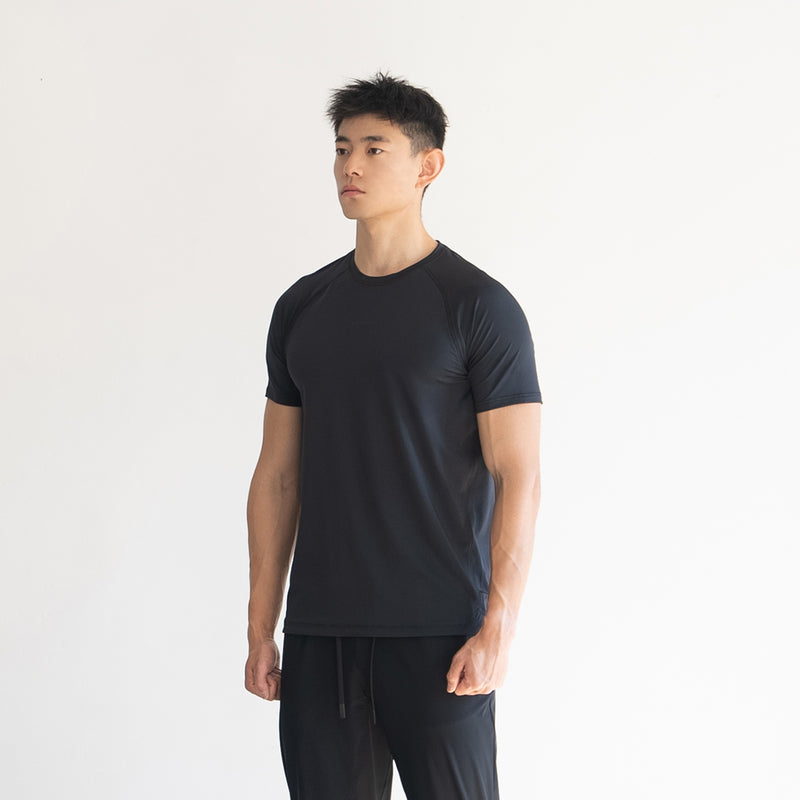 COOLMAX QUICK-DRY PERFORMANCE TEE